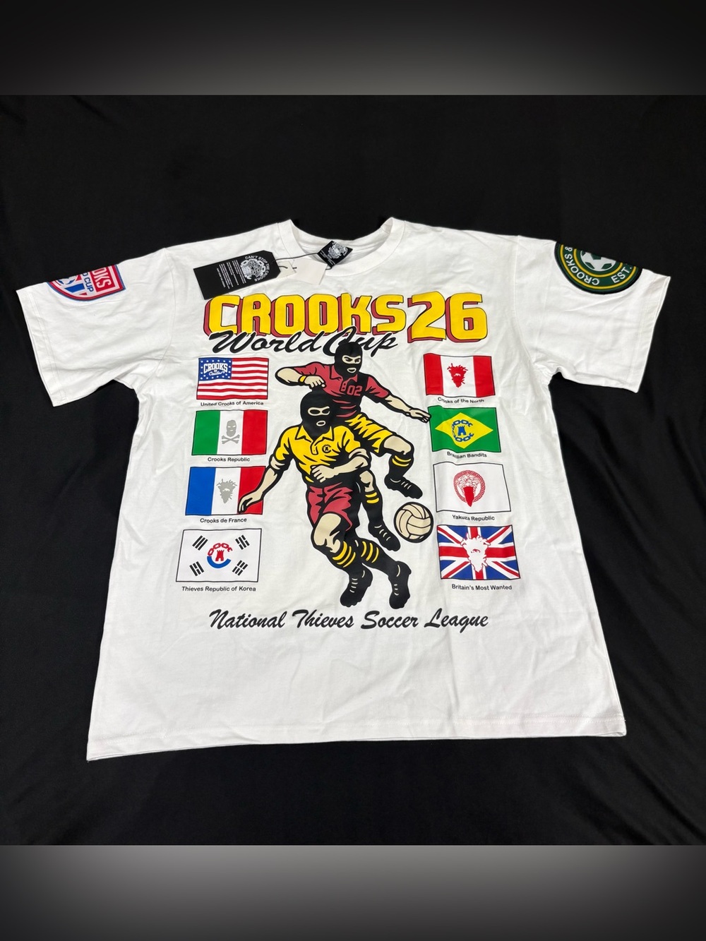 NWT Crooks & Castles Mens White World Cup Short Sleeve T-Shirt M